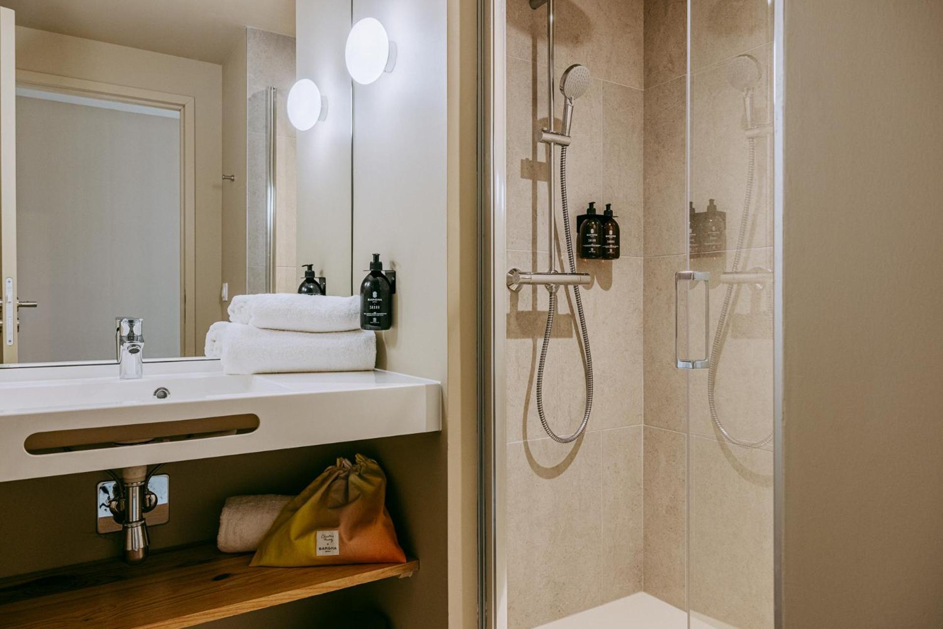 Sangha Toulouse Hotel Екстериор снимка